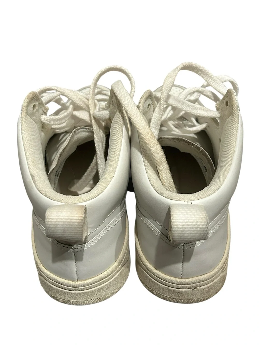 Veja V-15 Mid-Top Leather Sneaker in White Natural Size Womens US 7